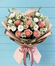 Букет цветов из:  Розы, Альстромерии и Лизиантусы в Новый Городок