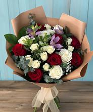 Букет цветов из:  Розы и Альстромерии в Новый Городок