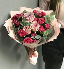 Букет цветов из:  Гвоздики и Розы #REPLACE_PRED# Новый Городок