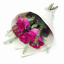 Букет цветов из:  Розы в Новый Городок