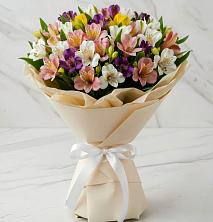 Букет цветов из:  Альстромерии в Новый Городок
