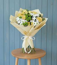 Букет цветов из:  Хризантемы и Розы в Новый Городок