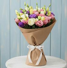 Букет цветов из:  Лизиантусы в Новый Городок